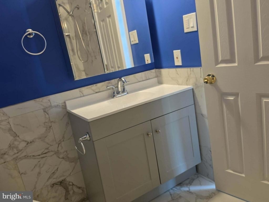 18917 Pine Ridge Lane - Photo 9