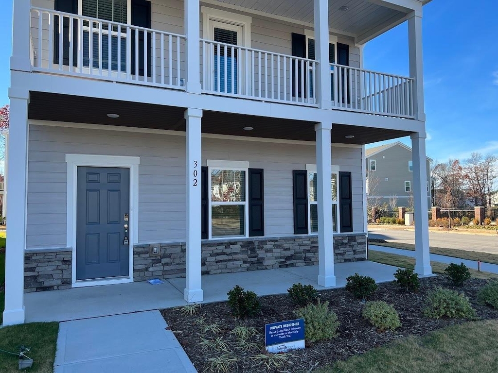 302 King Closer Drive - Photo 2
