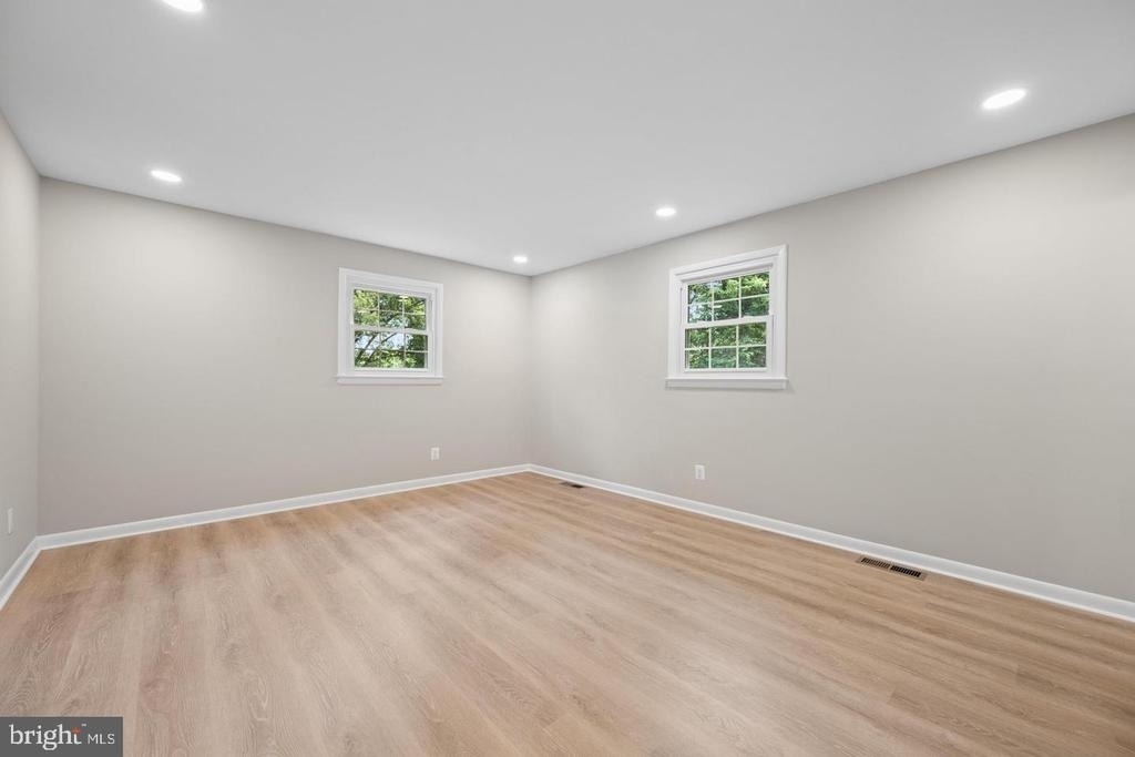 12408 W Old Baltimore Road W - Photo 19