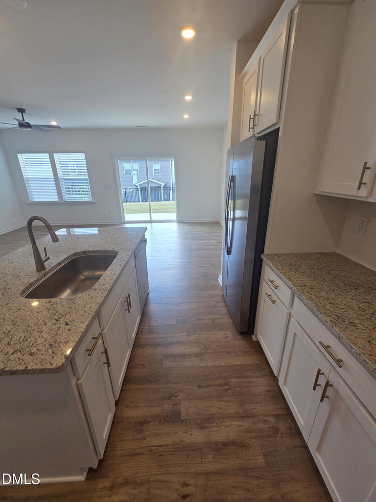 8765 Wardle Court - Photo 6