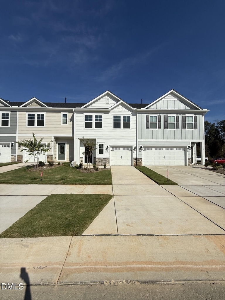 337 Sweetbay Tree Drive - Photo 0