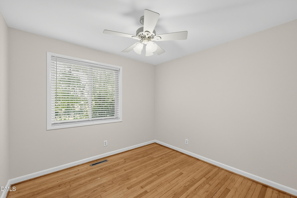 1303 Lorimer Road - Photo 8