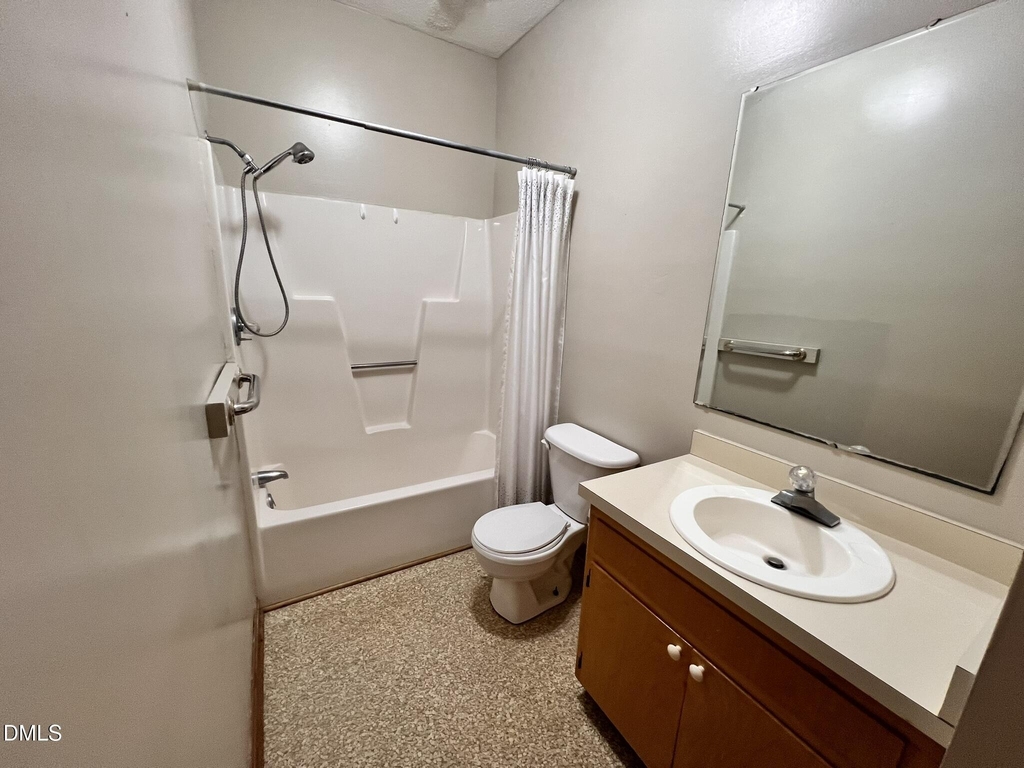 4921 Fairground Road - Photo 5