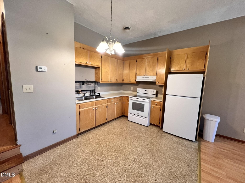 4921 Fairground Road - Photo 3