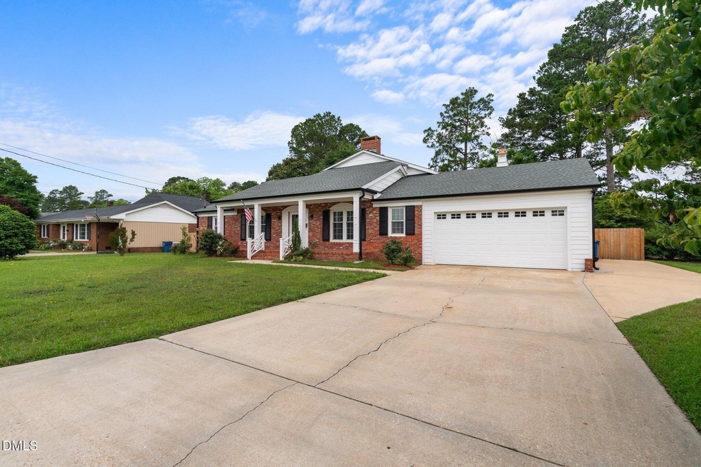 1505 Fairview Street - Photo 1