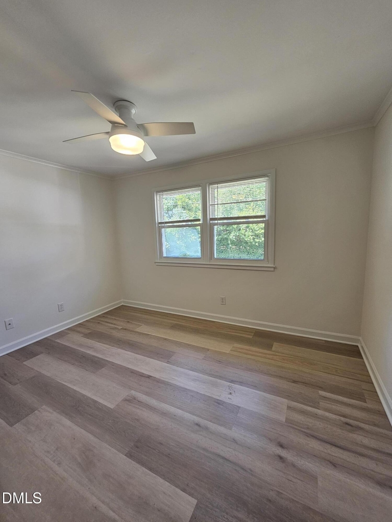 707 Daniels Street - Photo 12