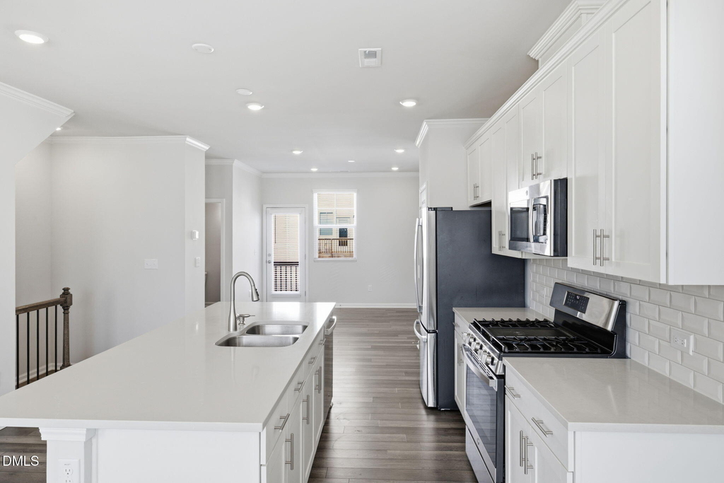 1011 Hemlock Cone Way - Photo 19