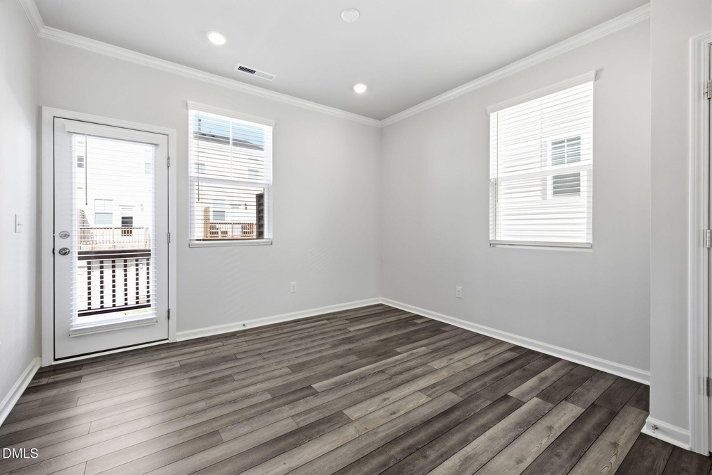 1011 Hemlock Cone Way - Photo 14