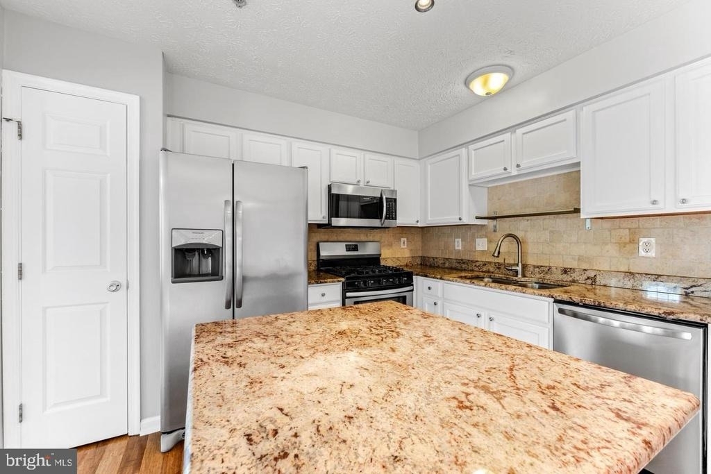 427 Mayapple Court - Photo 13