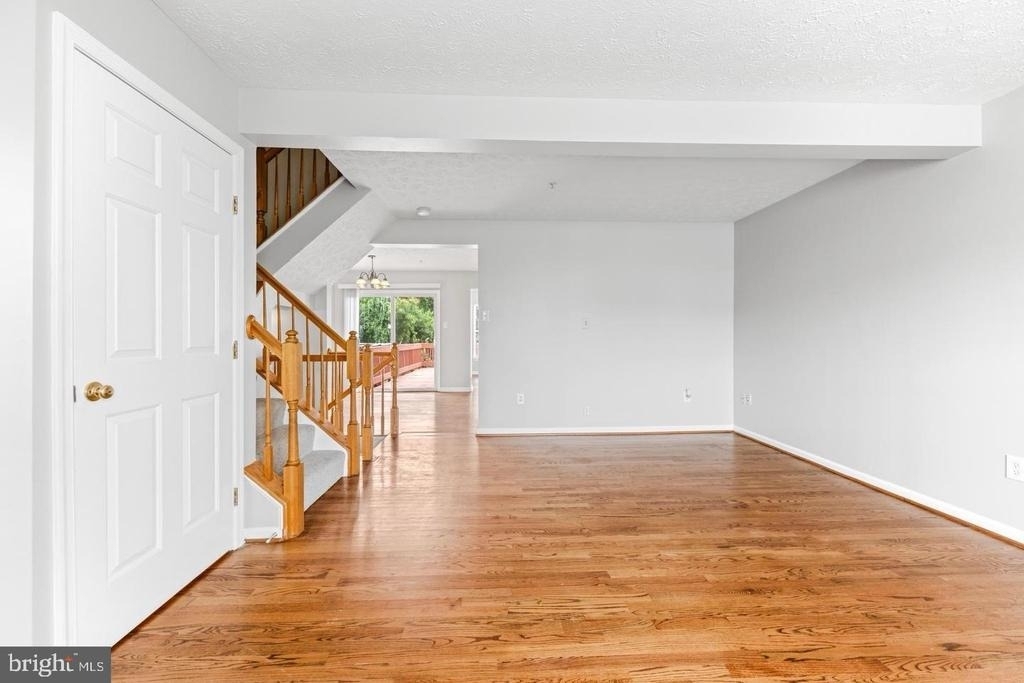427 Mayapple Court - Photo 2