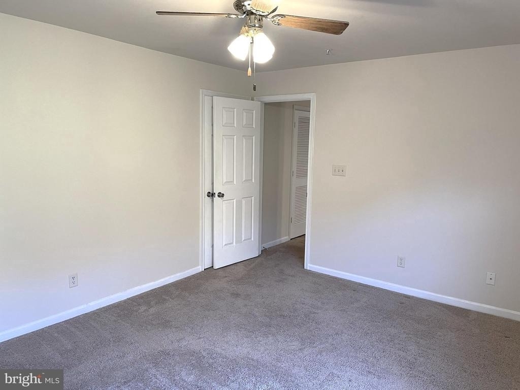 303 Tall Pines Court - Photo 10