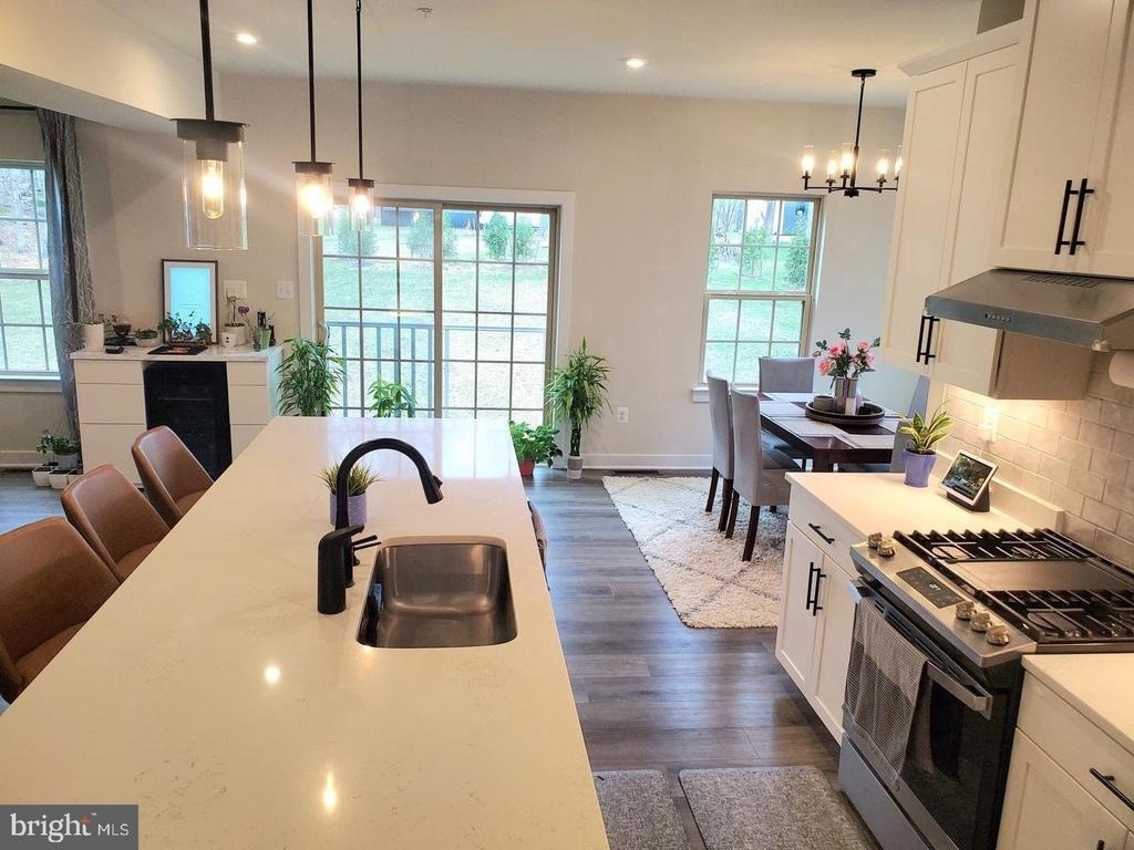 6979 Mandalong Way - Photo 6