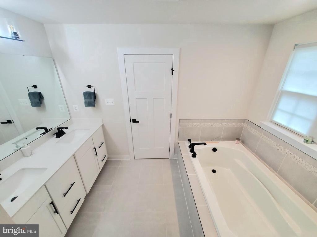 6979 Mandalong Way - Photo 17