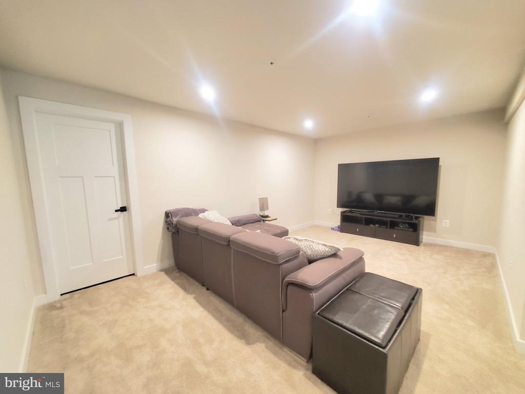 6979 Mandalong Way - Photo 22