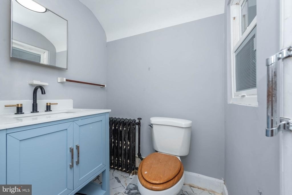 10 S Belle Grove Road - Photo 10