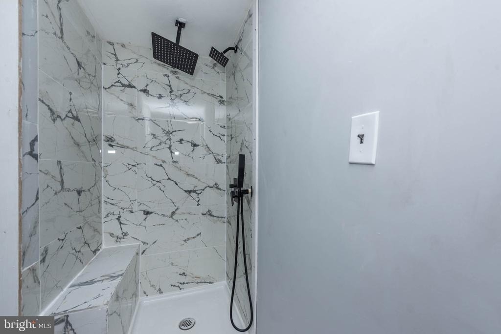 10 S Belle Grove Road - Photo 11