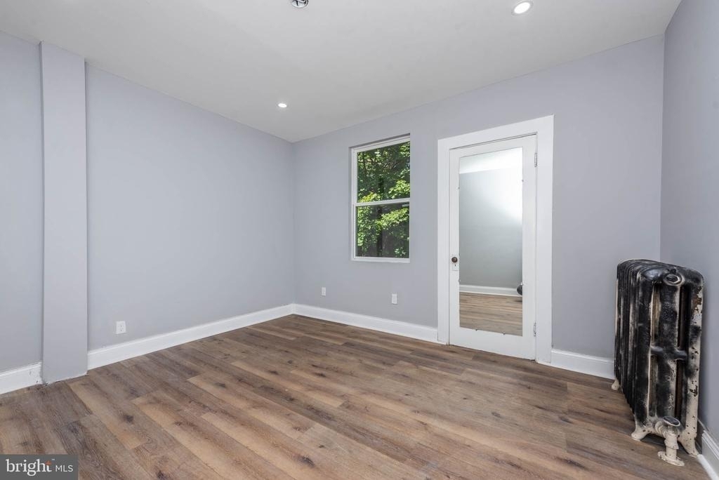 10 S Belle Grove Road - Photo 12
