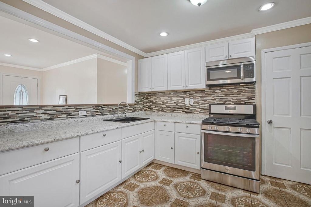 3716 Valley Hill Drive - Photo 12