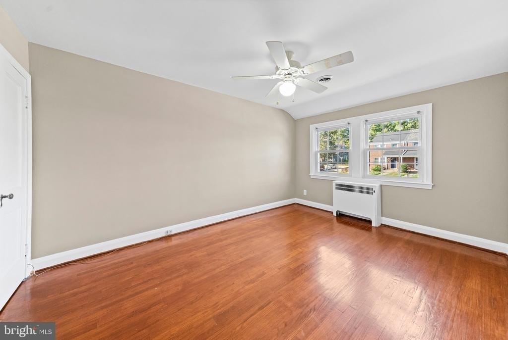 205 Ridge Avenue - Photo 13