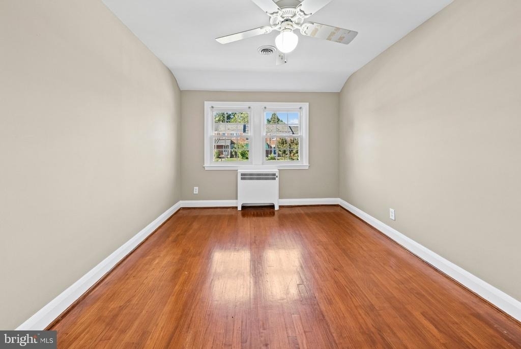 205 Ridge Avenue - Photo 11