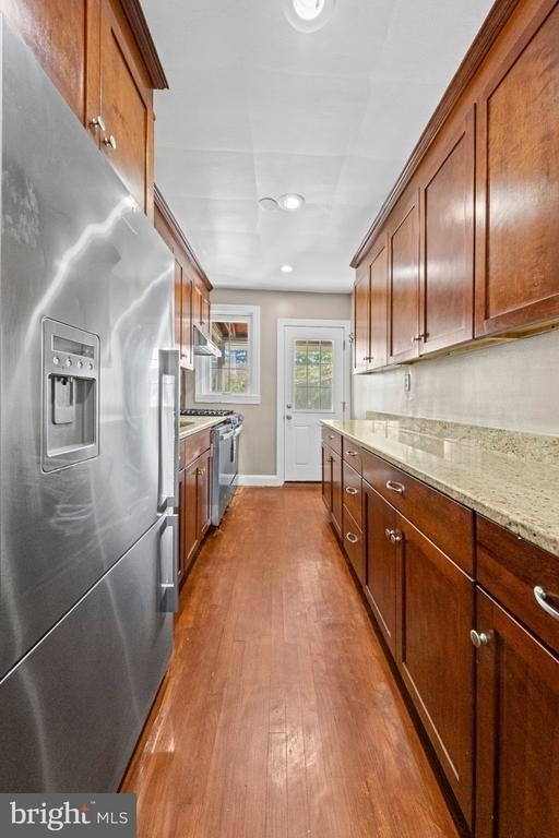 205 Ridge Avenue - Photo 5