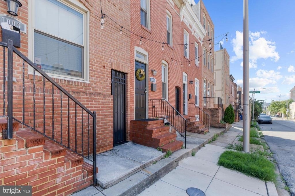 1005 S Baylis Street - Photo 3
