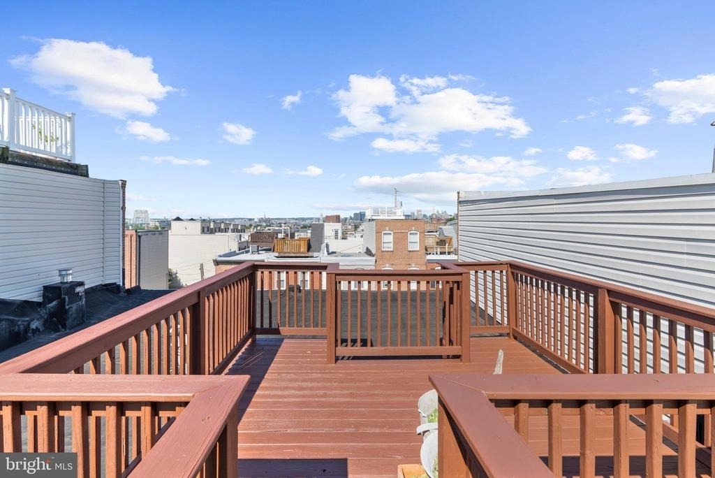 1005 S Baylis Street - Photo 23