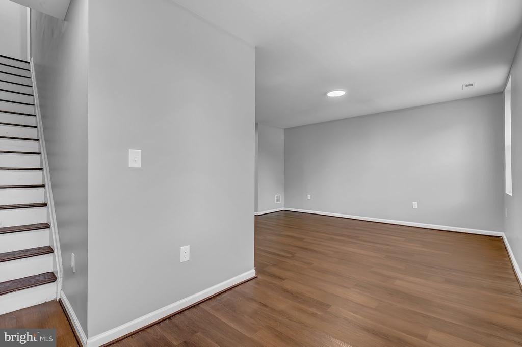 2103 Chelsea Terrace - Photo 11