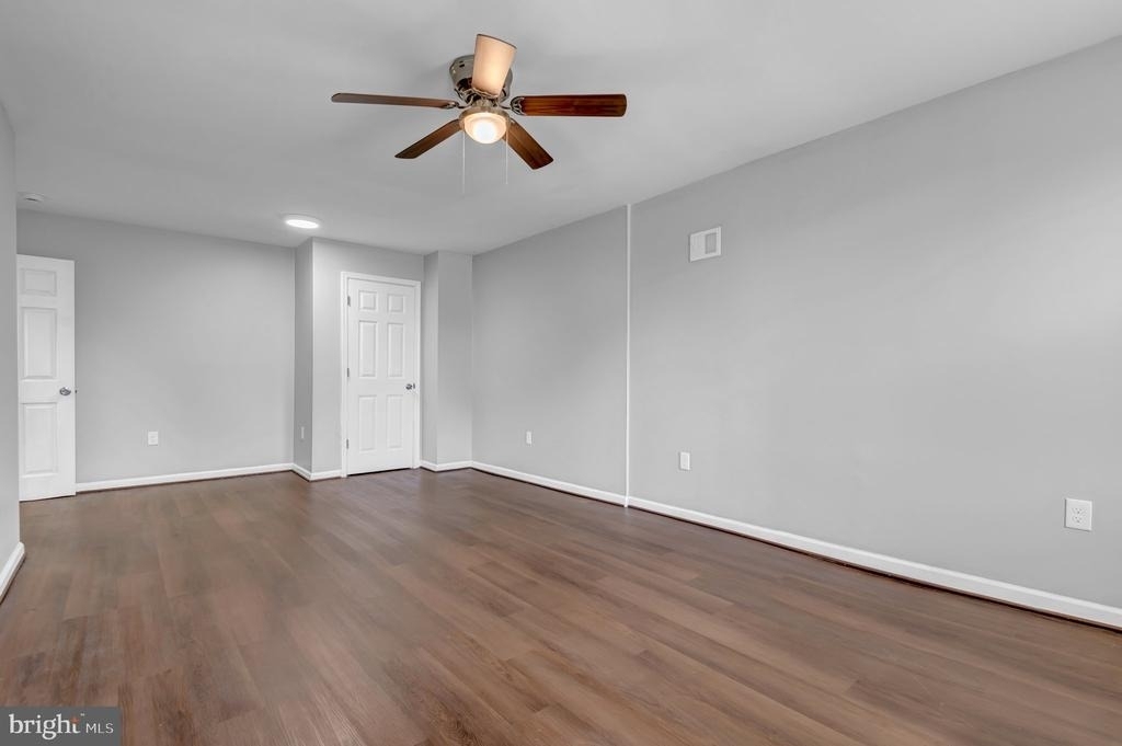 2103 Chelsea Terrace - Photo 16