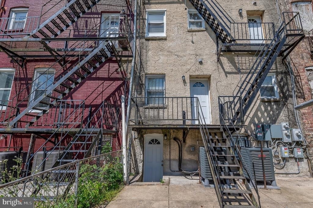 2103 Chelsea Terrace - Photo 23