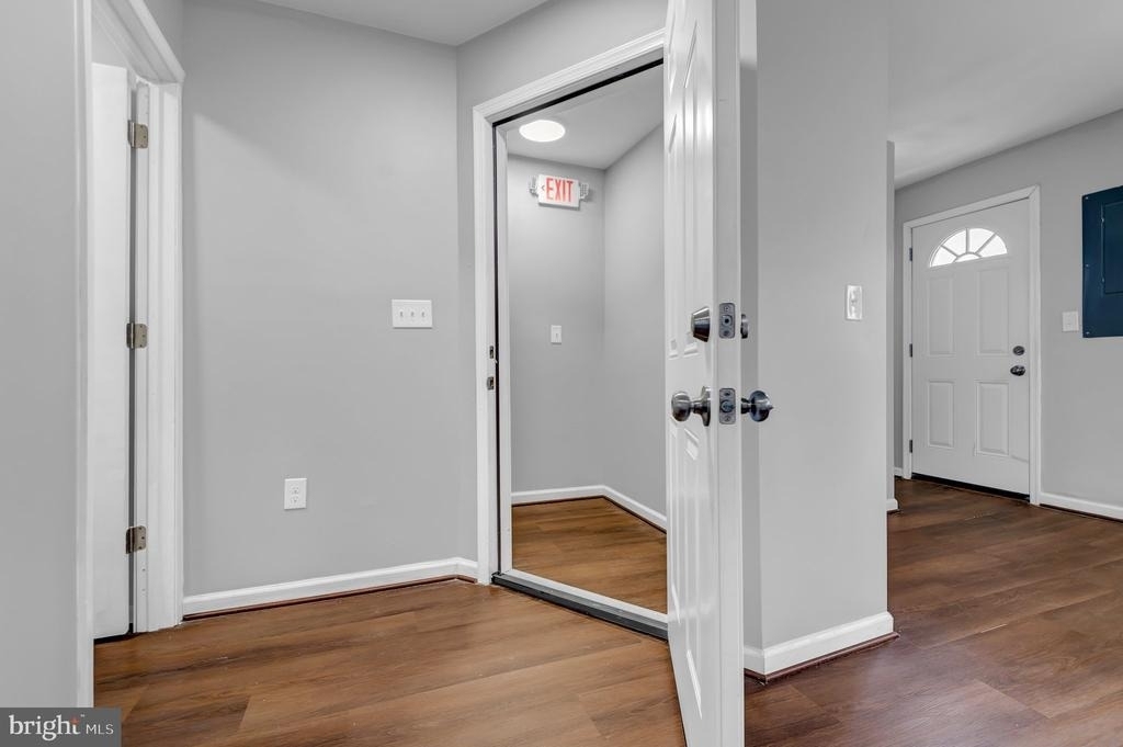 2103 Chelsea Terrace - Photo 3
