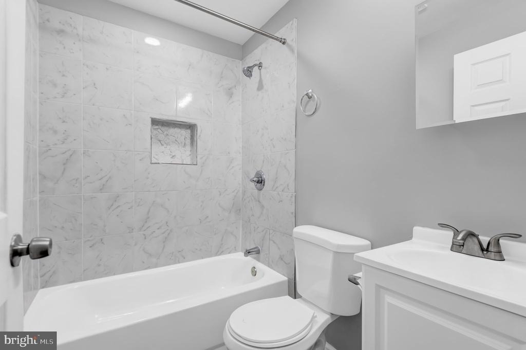 2103 Chelsea Terrace - Photo 11