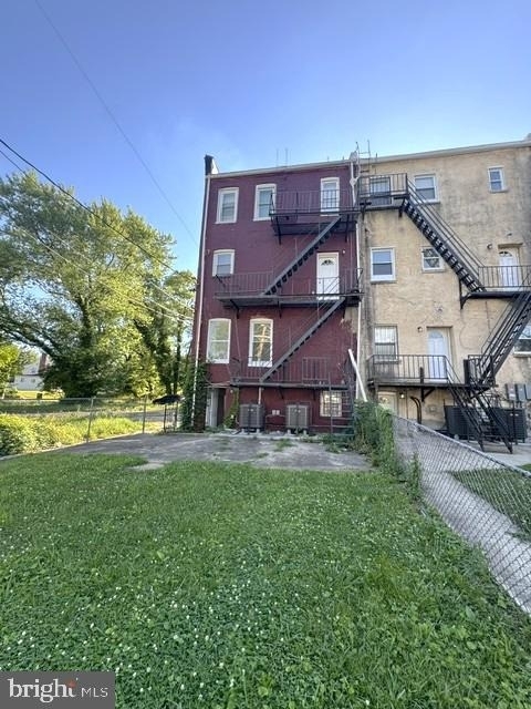 2101 Chelsea Terrace - Photo 24