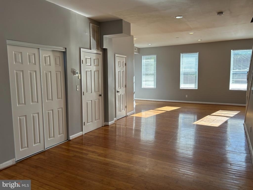 2101 Chelsea Terrace - Photo 6