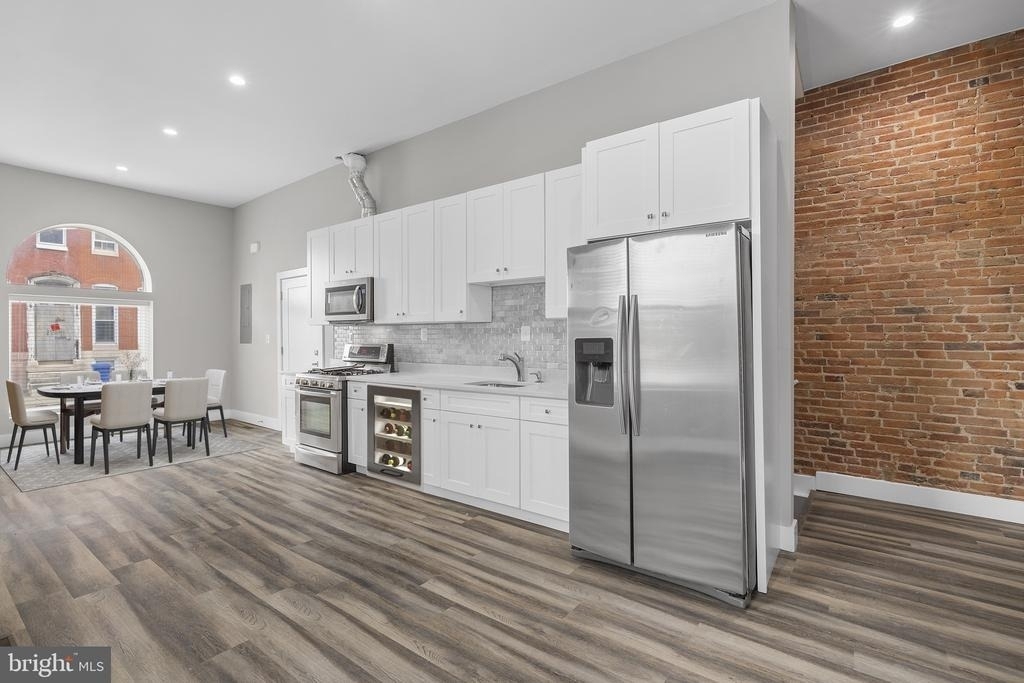 1235 W Lafayette Avenue - Photo 7