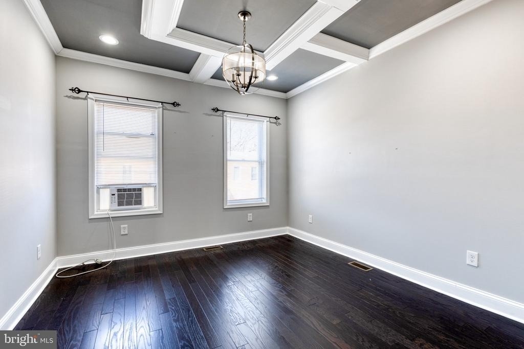 635 S Lehigh Street - Photo 9
