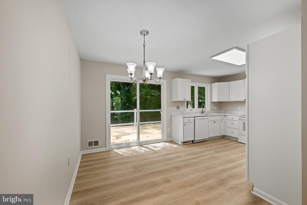908 Country Terrace - Photo 7