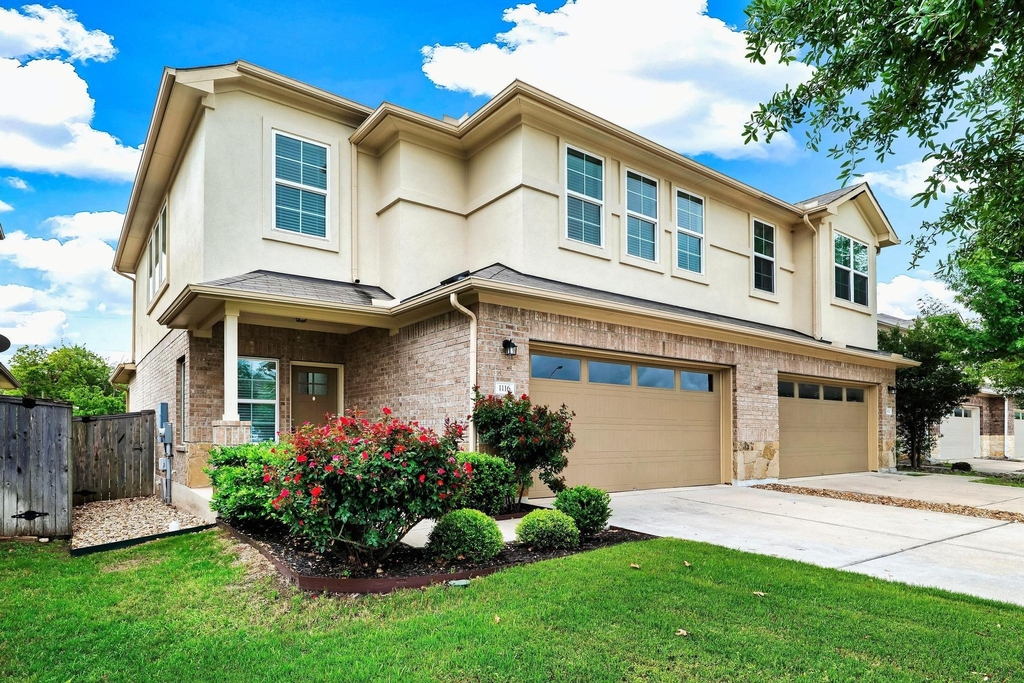 1116 La Conterra Blvd - Photo 1