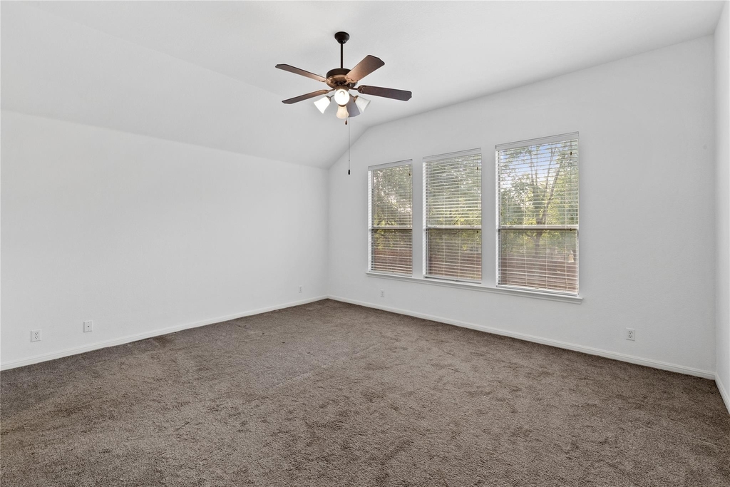 250 Maeves Way - Photo 23