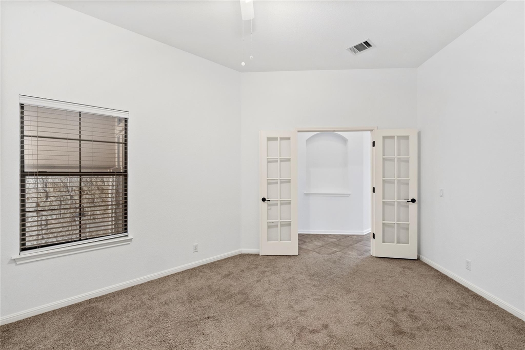 250 Maeves Way - Photo 12