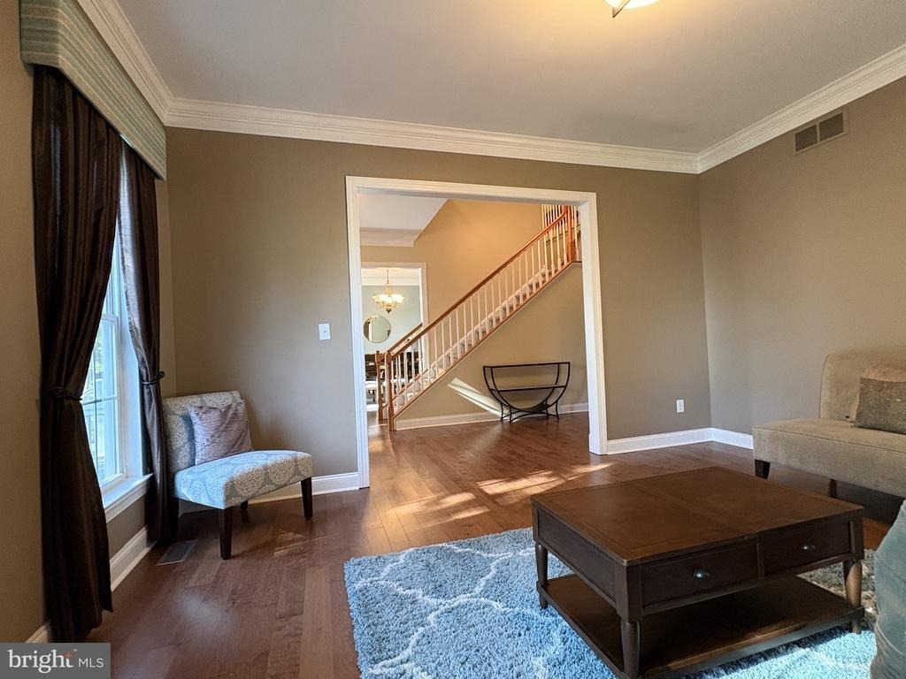 449 Spring Hollow Drive - Photo 5