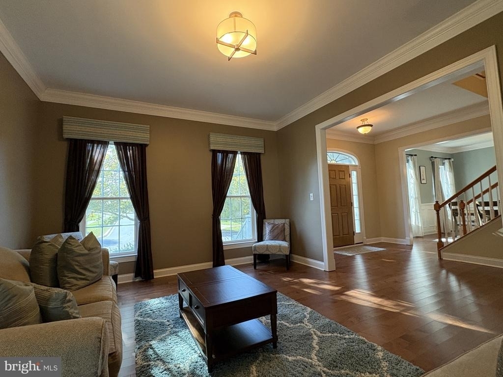 449 Spring Hollow Drive - Photo 6