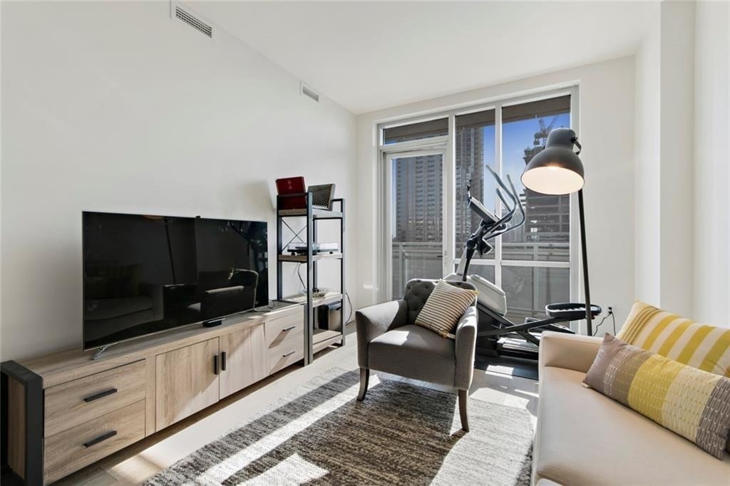 222 West Ave - Photo 5