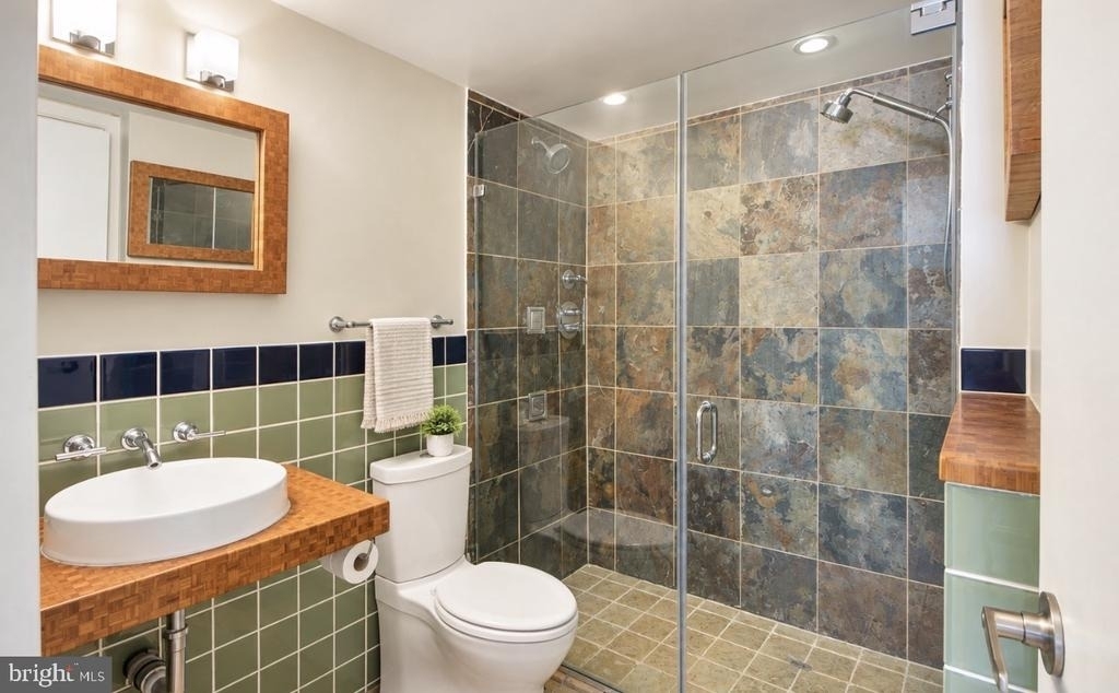 1425 4th Street Sw - Photo 3