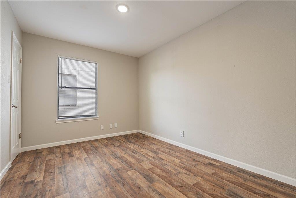9209 Kempler Dr - Photo 8