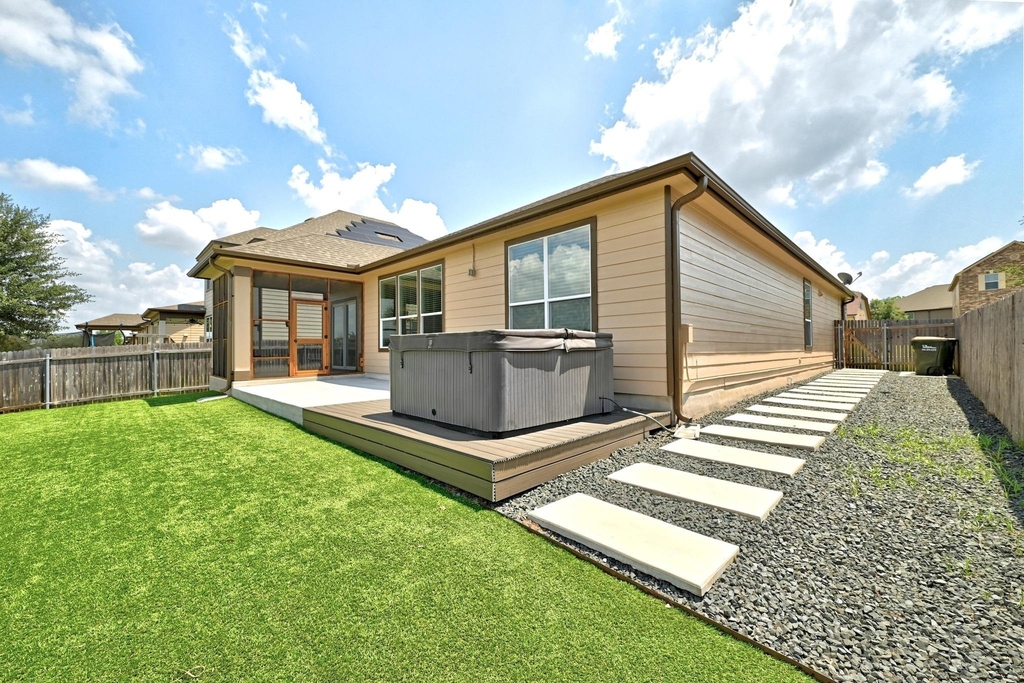 173 Apricot Dr - Photo 1