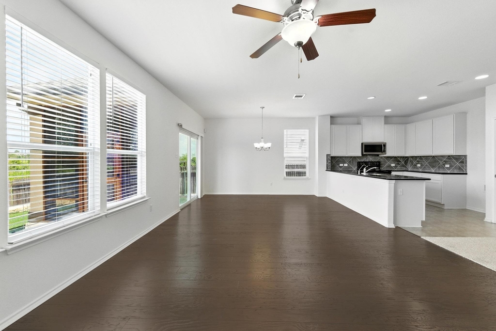 173 Apricot Dr - Photo 5