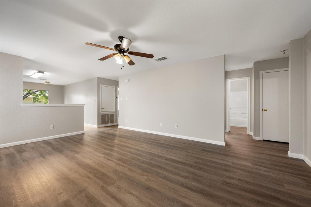 3213 Crownover St - Photo 6