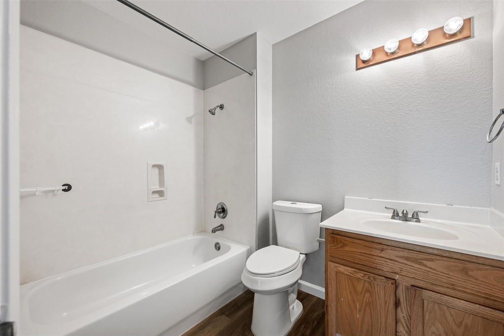 3213 Crownover St - Photo 18
