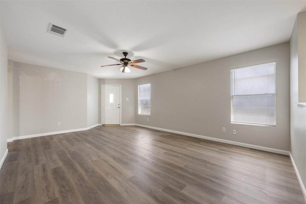 3213 Crownover St - Photo 8